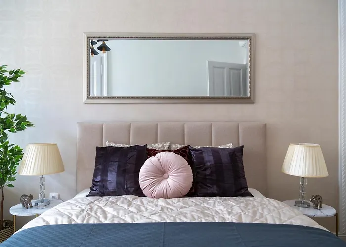 Luxurious Art Deco Residence In The Heart Of Budapest