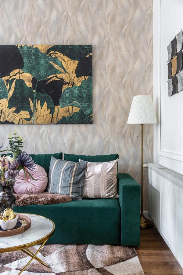 Luxurious Art Deco In The Heart Of Appartamento Budapest