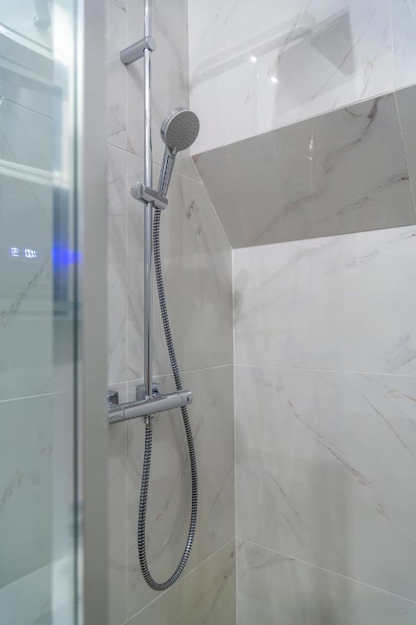 Luxurious Art Deco In The Heart Of Appartement